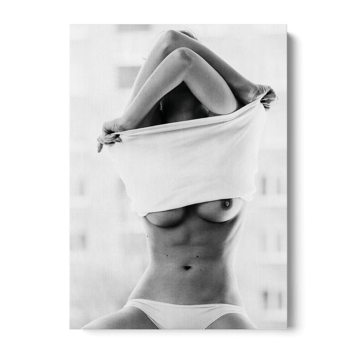 Hot Simona Canvas